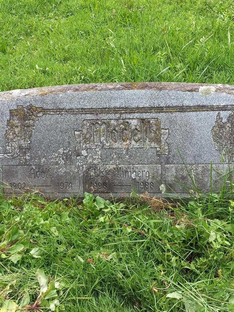 Raymond G. Modell's grave