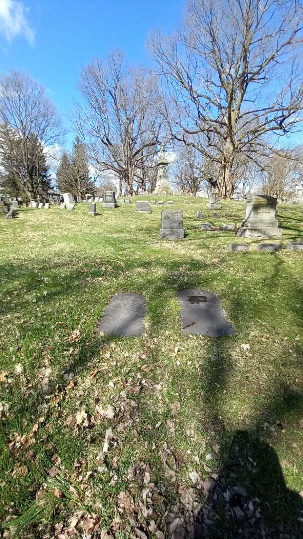 Louis Oswald's grave. Photo 2