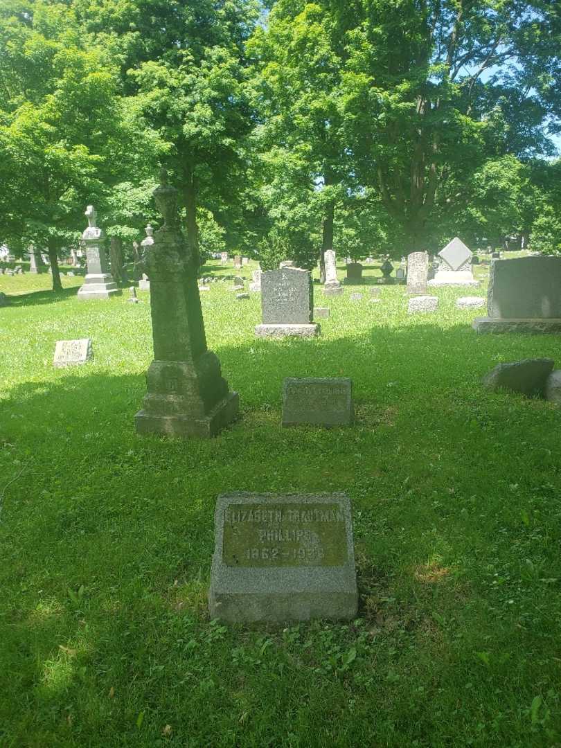 Elizabeth Phillips's grave. Photo 2