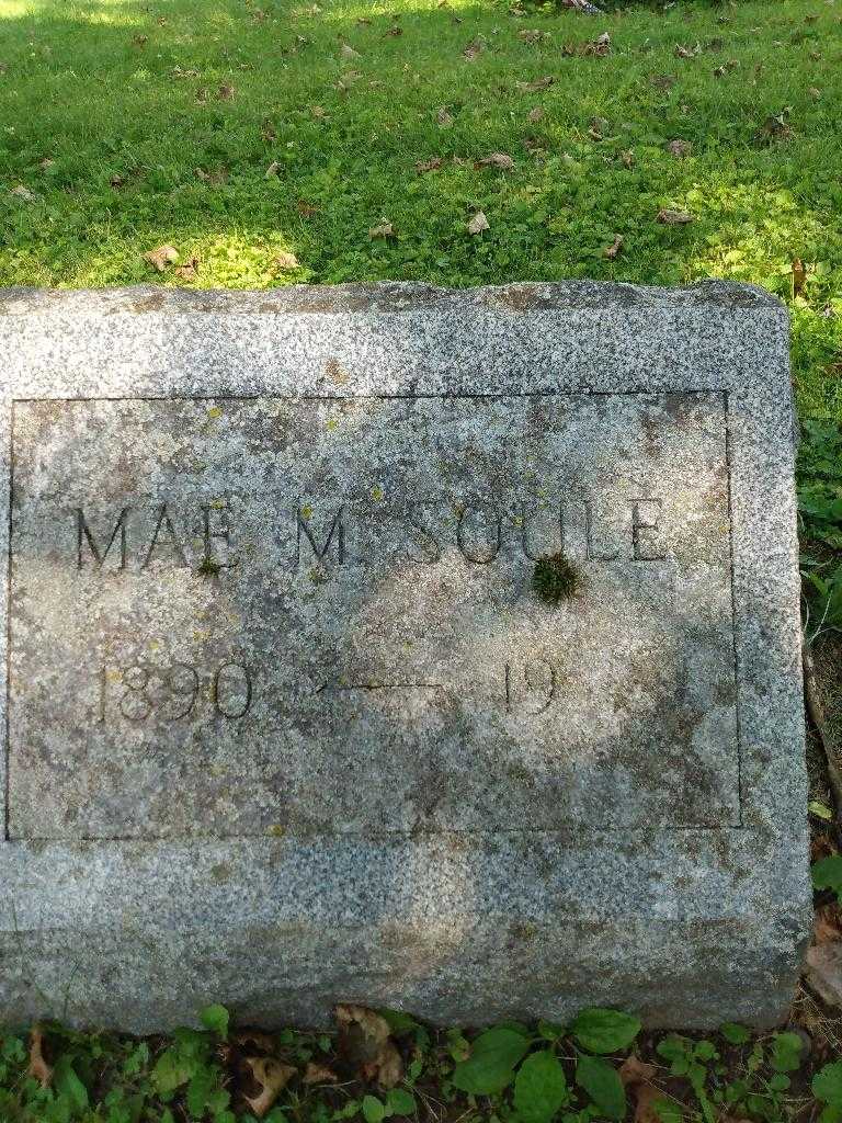 Mae M. Soule's grave. Photo 3