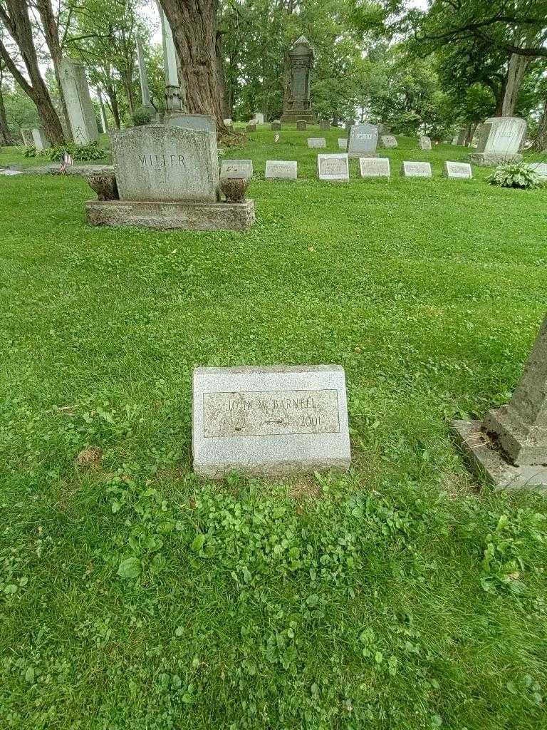 John W. Barnell's grave. Photo 1