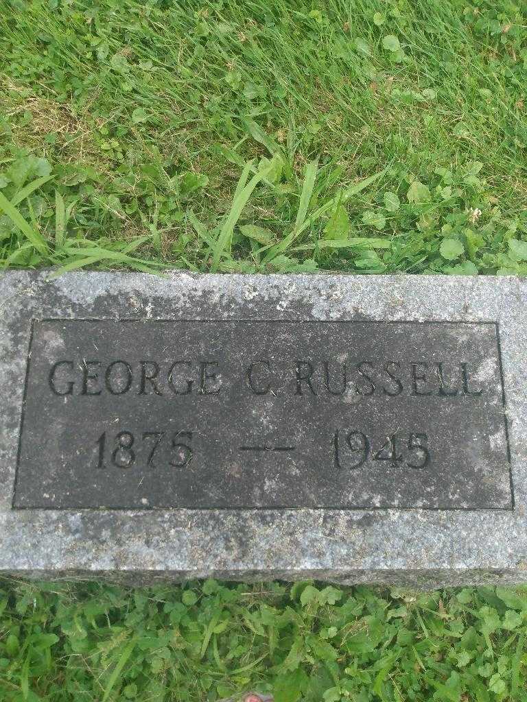 George C. Russell's grave. Photo 3