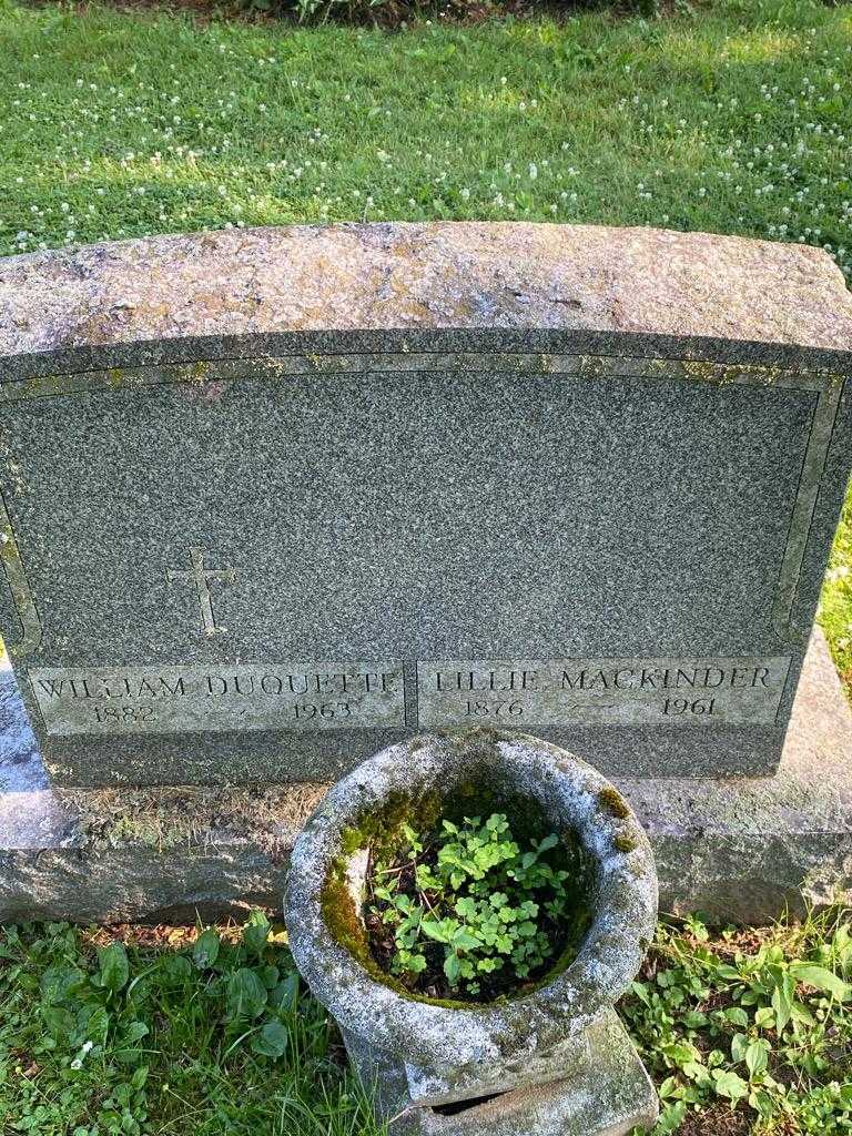 William Duquette's grave. Photo 3