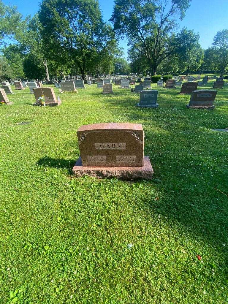 Emma K. Carr's grave. Photo 1