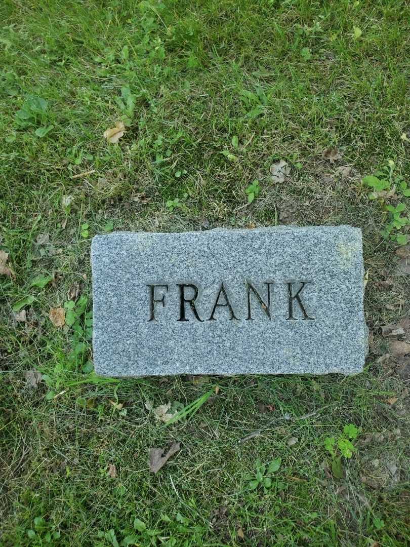 Frank Roese's grave. Photo 4