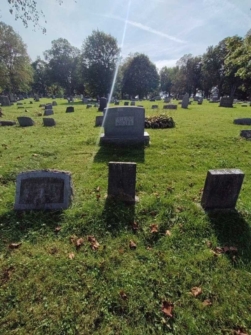 Elizabeth M. "Eliz" Miller Lampert's grave. Photo 1