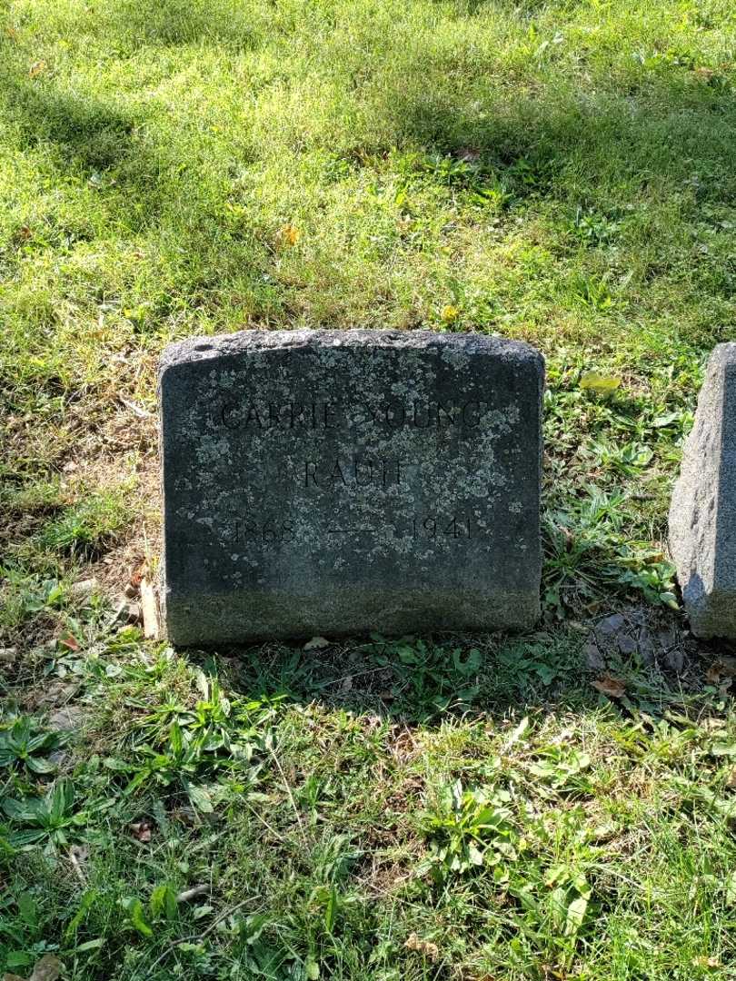 Carrie Young Rauh's grave. Photo 2