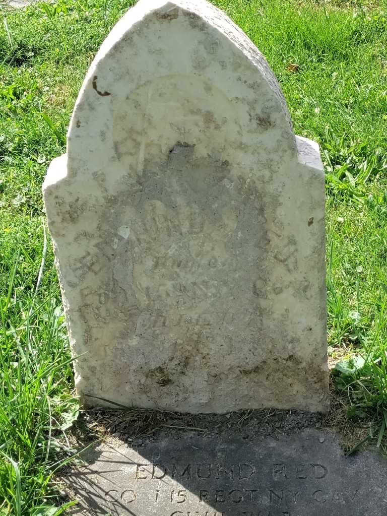 Edmund Red's grave. Photo 3