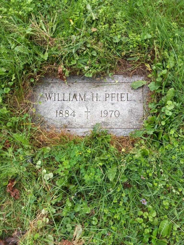 William H. Pfiel's grave. Photo 3