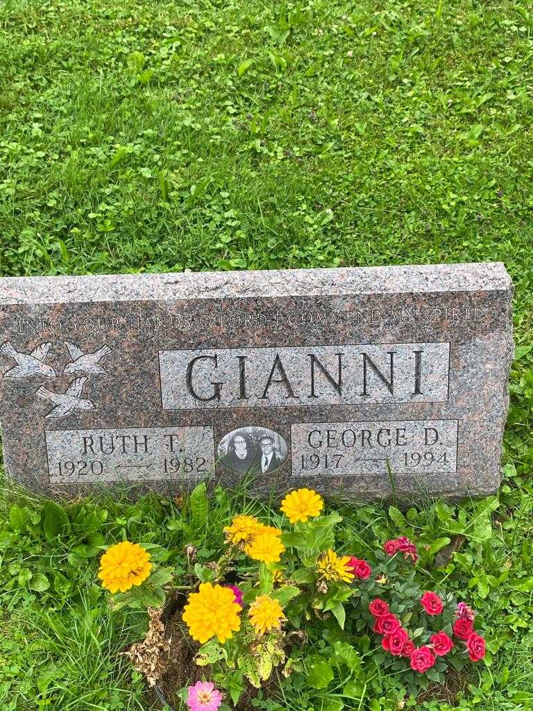 Ruth T. Gianni's grave. Photo 3