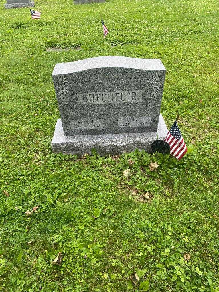 John F. Buecheler's grave. Photo 3