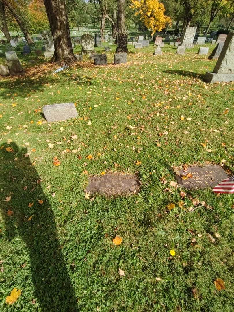 Dorothy Harsh Baker's grave. Photo 1