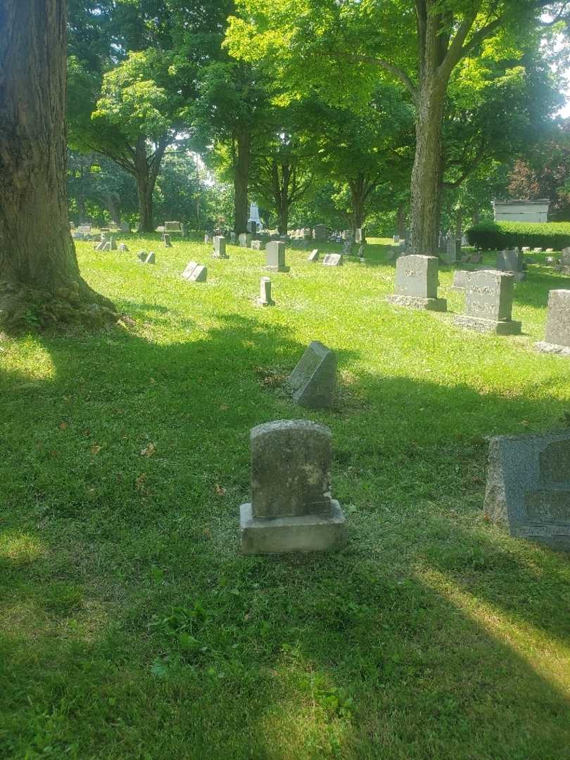 Anna E. Weis Price's grave. Photo 3