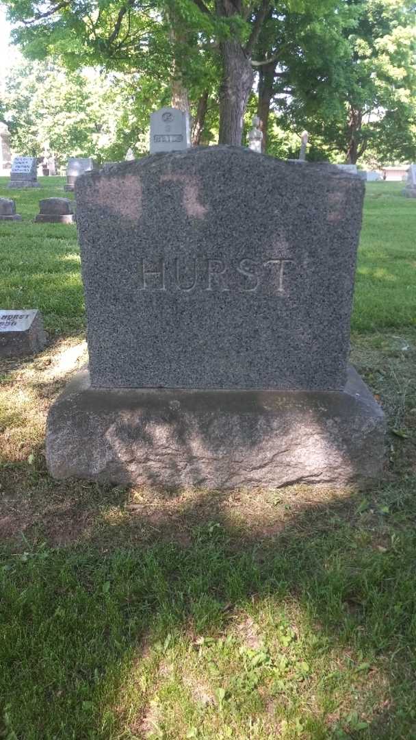 William Hurst's grave. Photo 5