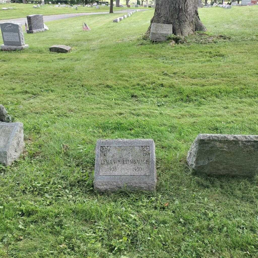 Lyman H. Leinbaugh's grave. Photo 2