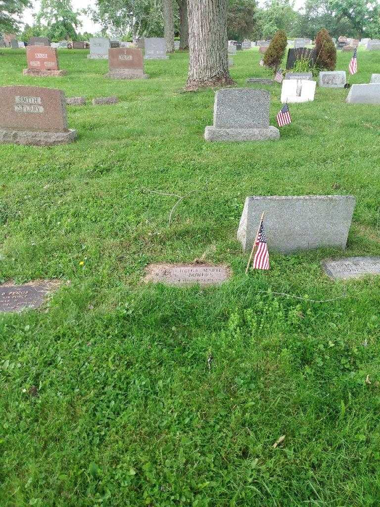 Helga Marie Bowers's grave. Photo 1