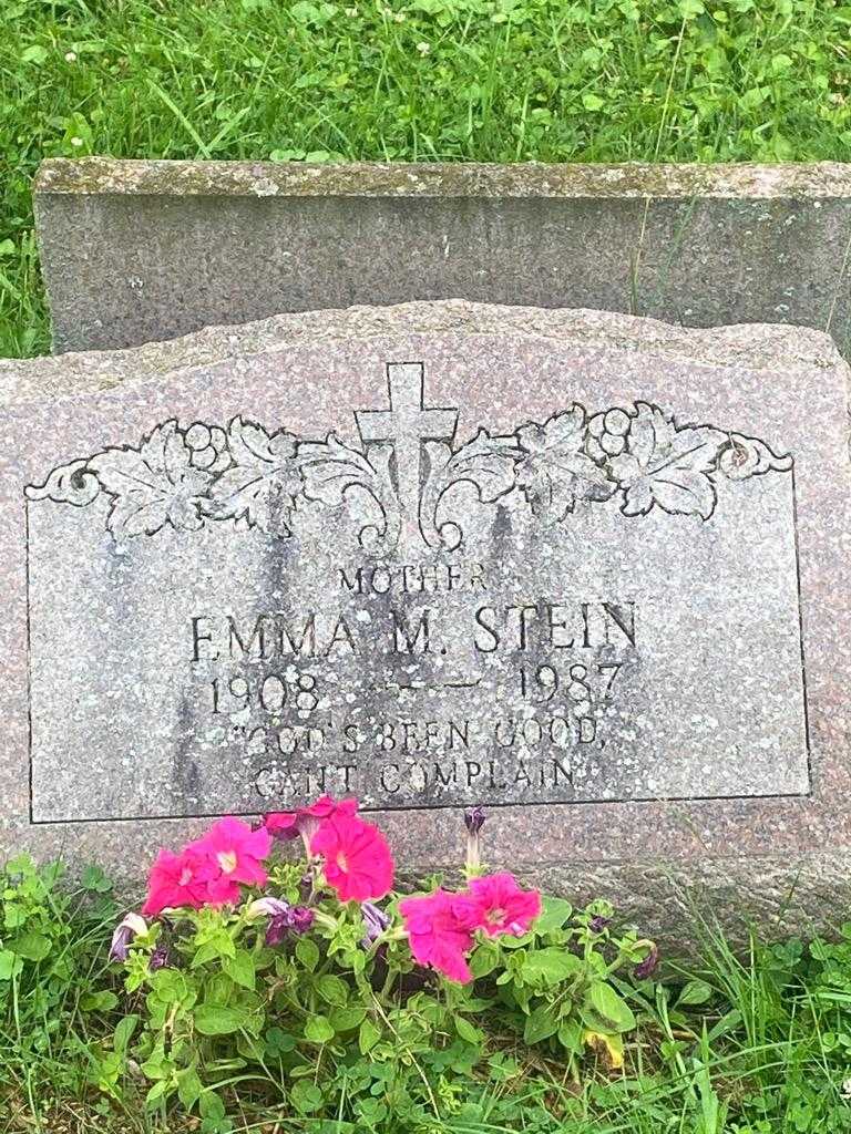 Emma M. Stein's grave. Photo 3