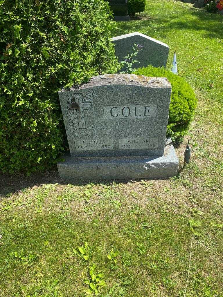 Phyllis Cole's grave. Photo 2