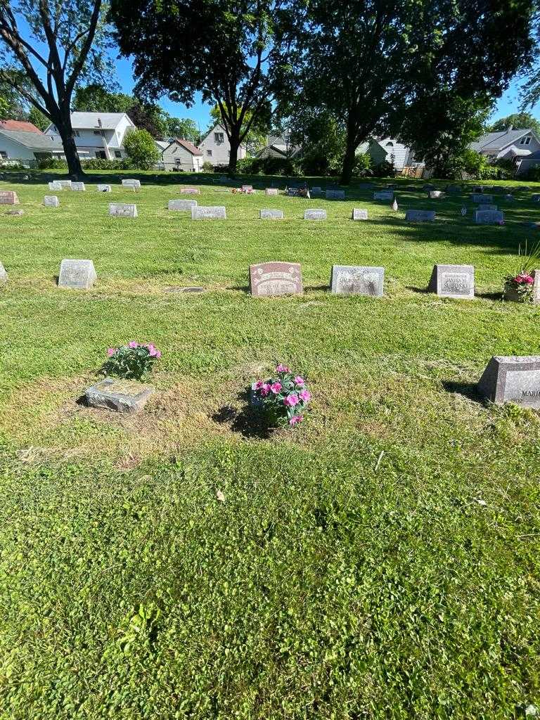 Michael Balon's grave. Photo 1