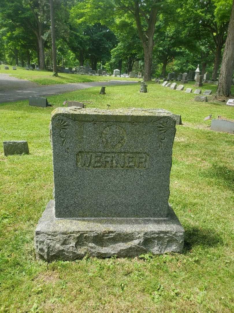 Phillipina Werner's grave. Photo 4