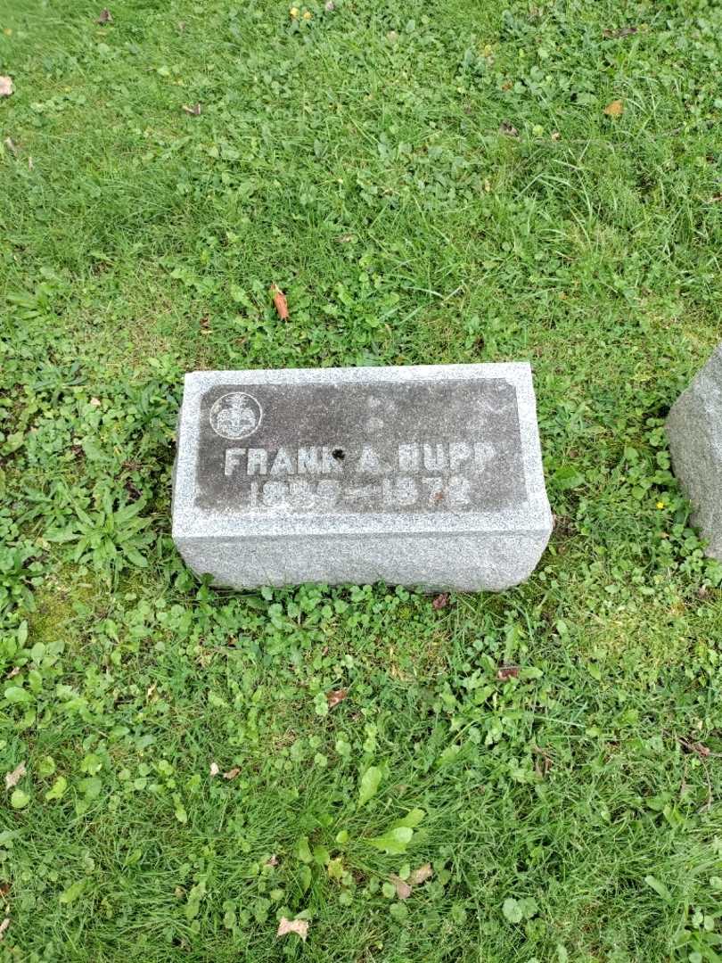 Frank A. Rupp's grave. Photo 2