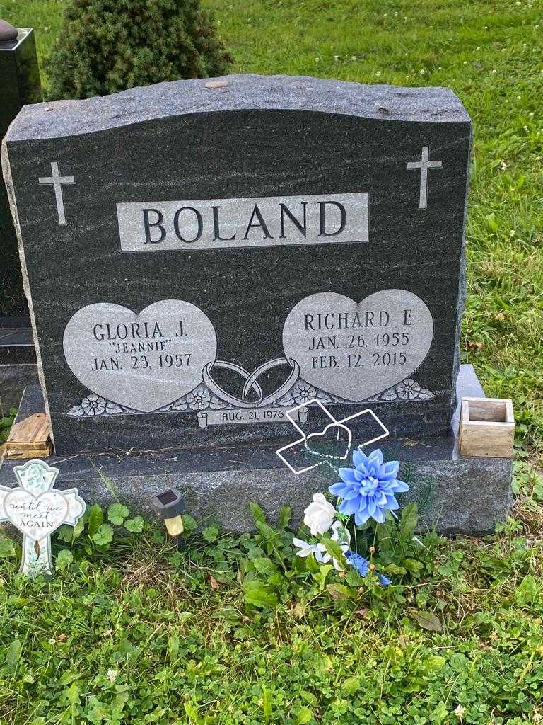 Richard E. Boland's grave. Photo 3