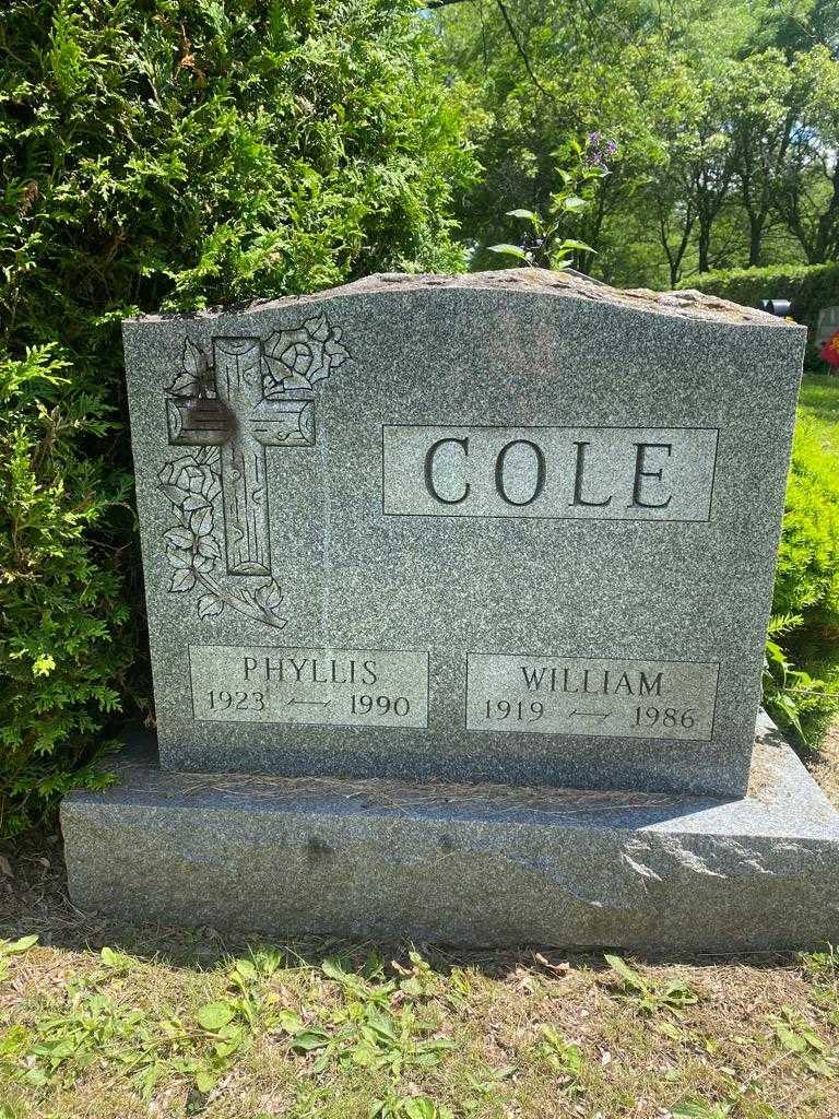 Phyllis Cole's grave. Photo 3