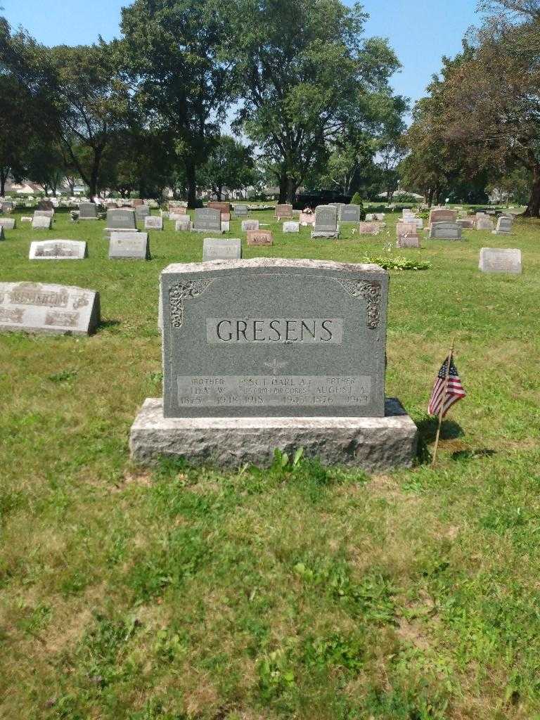 Carl A. Gresens's grave. Photo 1