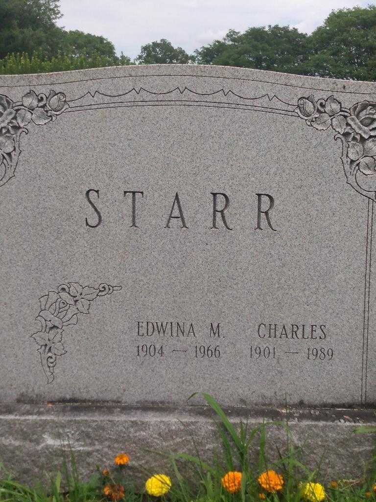 Charles Starr's grave. Photo 3