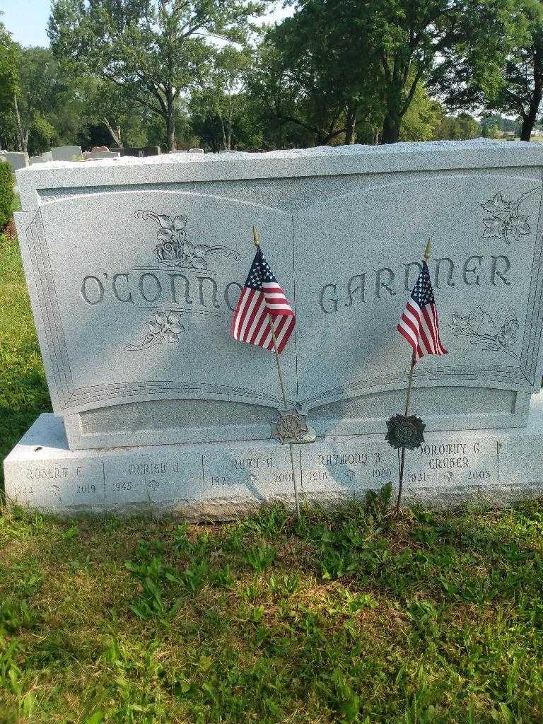 Muriel J. O'Connor's grave. Photo 3
