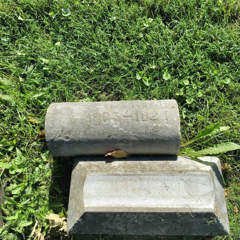 William F. Seibert Junior's grave. Photo 1