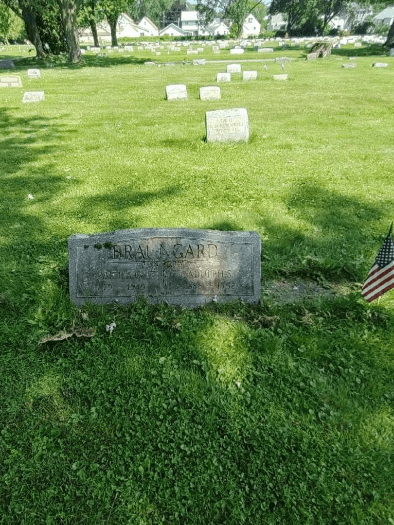 Amelia C. Braungard's grave. Photo 3