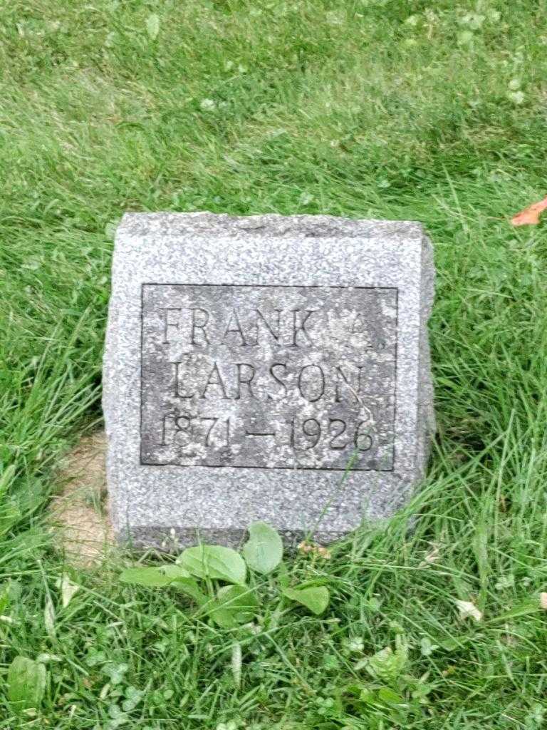 Frank A. Larson's grave. Photo 3