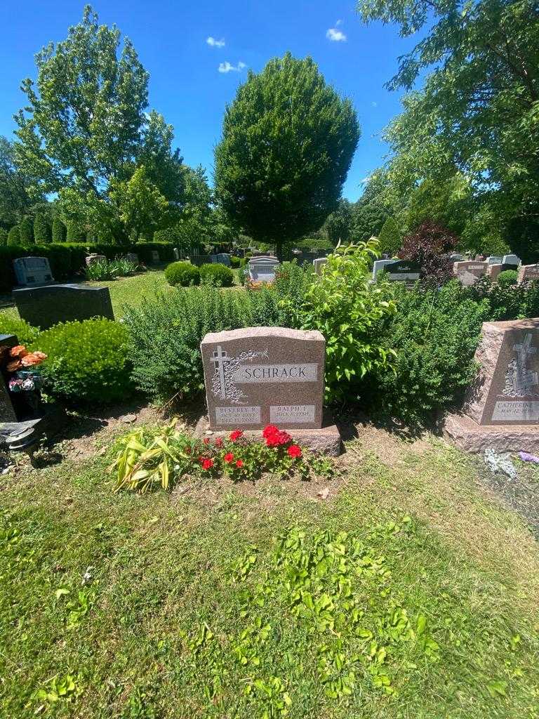 Beverly R. Schrack's grave. Photo 1