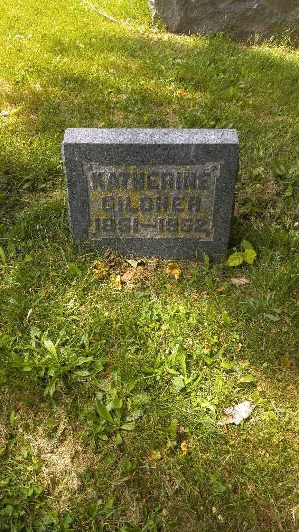Katherine Gilcher's grave. Photo 3