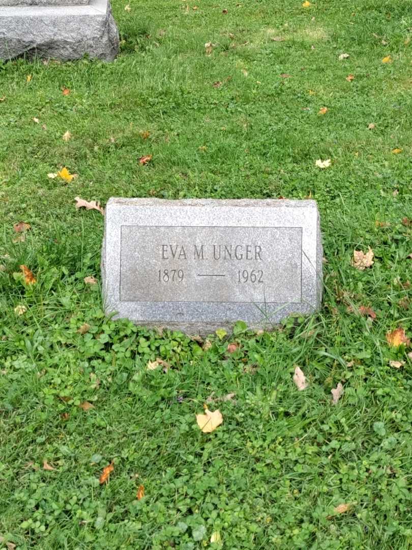 Eva M. Unger's grave. Photo 2