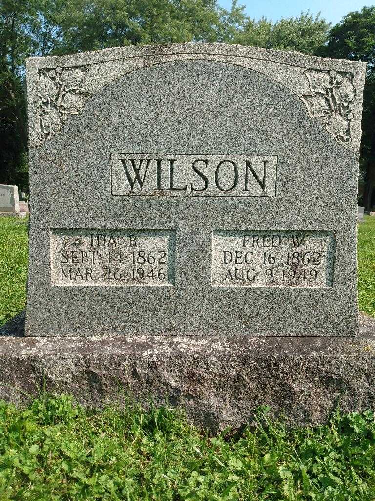 Fred W. Wilson's grave. Photo 2