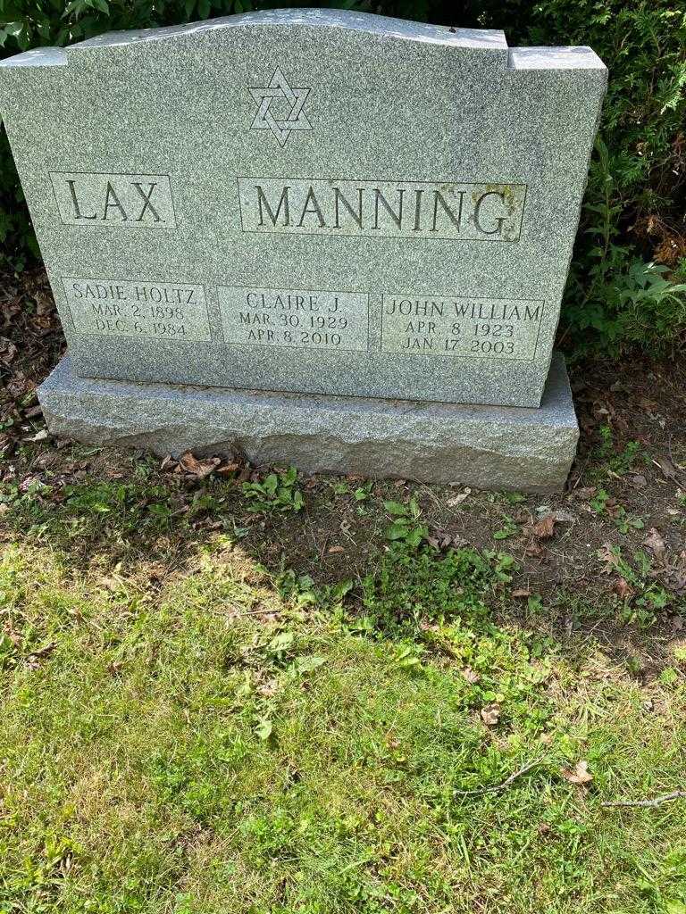 Claire J. Manning's grave. Photo 2