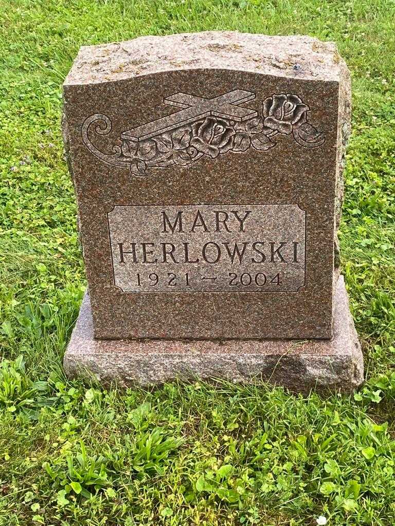 Mary Herlowski's grave. Photo 3