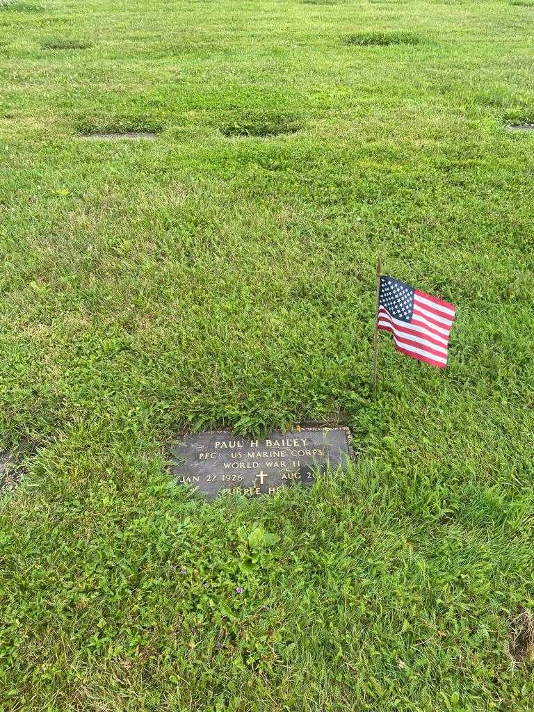 Paul H. Bailey's grave. Photo 2