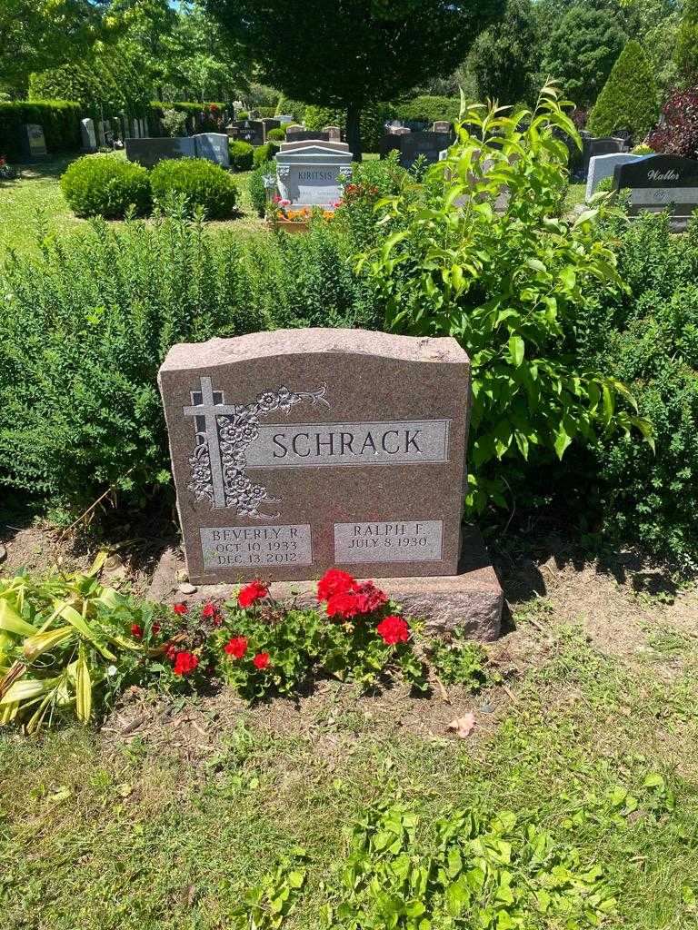Beverly R. Schrack's grave. Photo 2