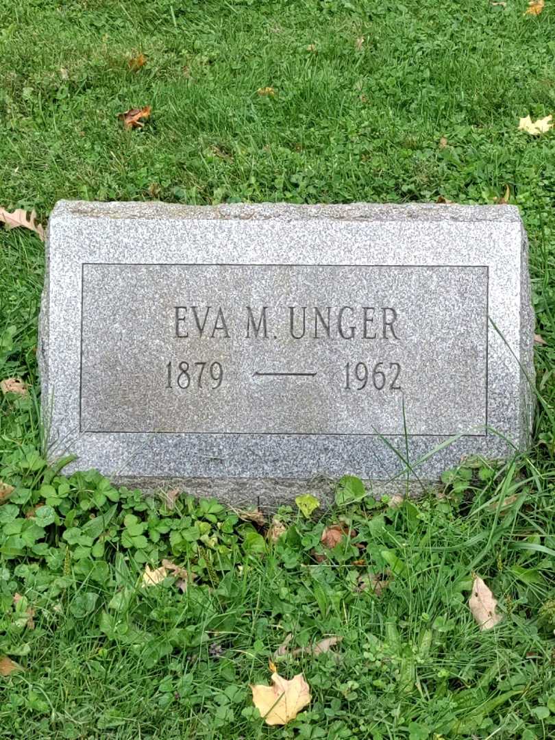 Eva M. Unger's grave. Photo 4