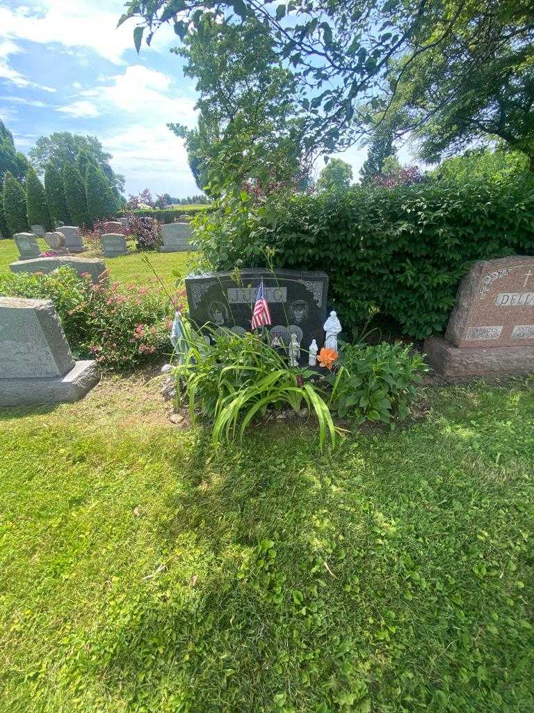 Pedro D. Justo's grave. Photo 1