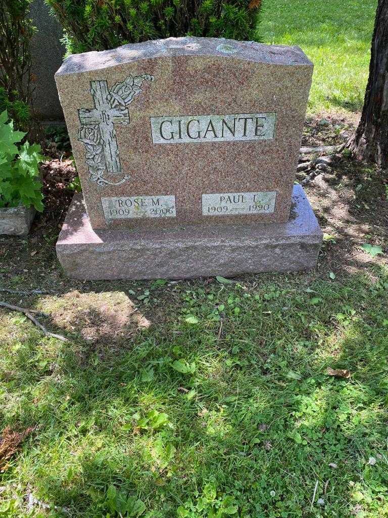 Paul L. Gigante's grave. Photo 2