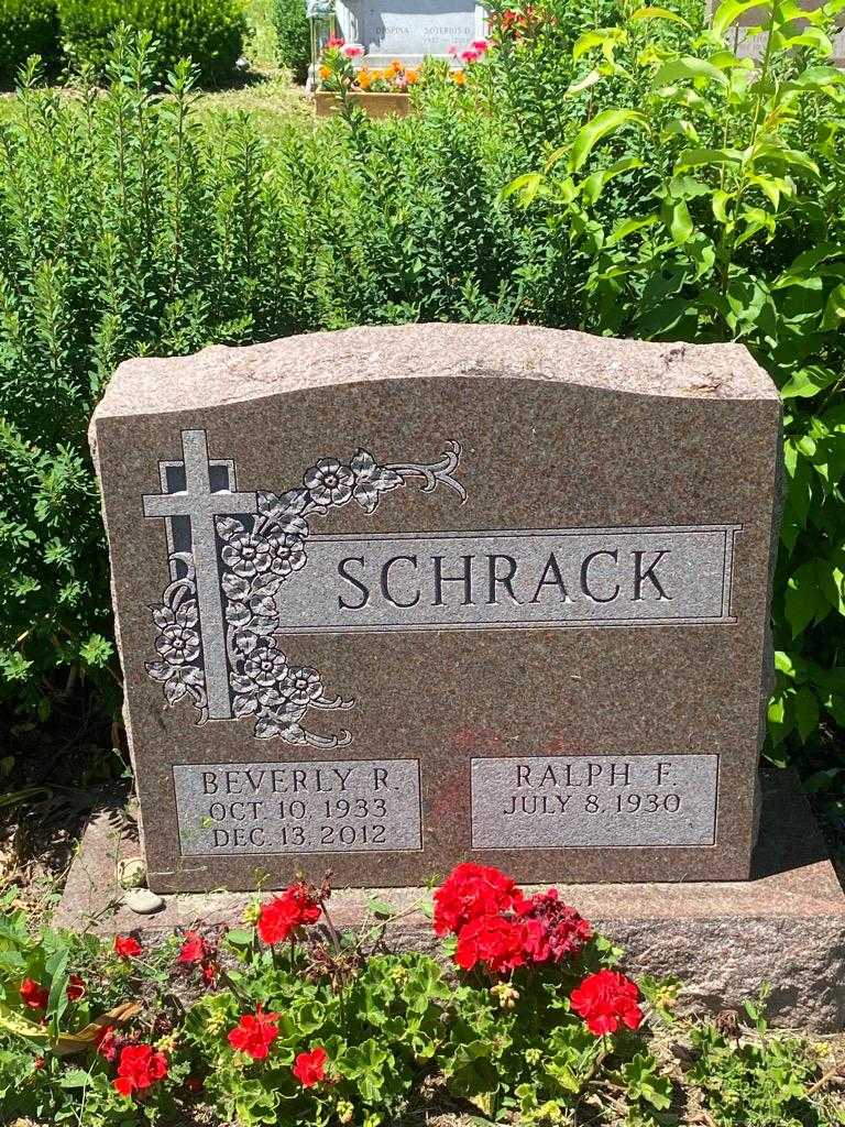 Beverly R. Schrack's grave. Photo 3