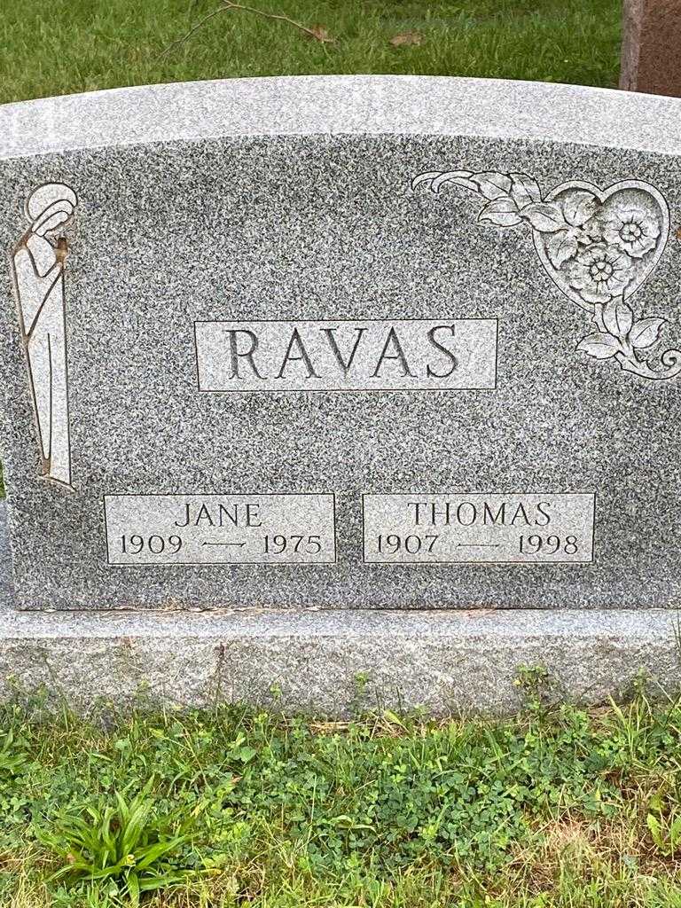 Jane Ravas's grave. Photo 3