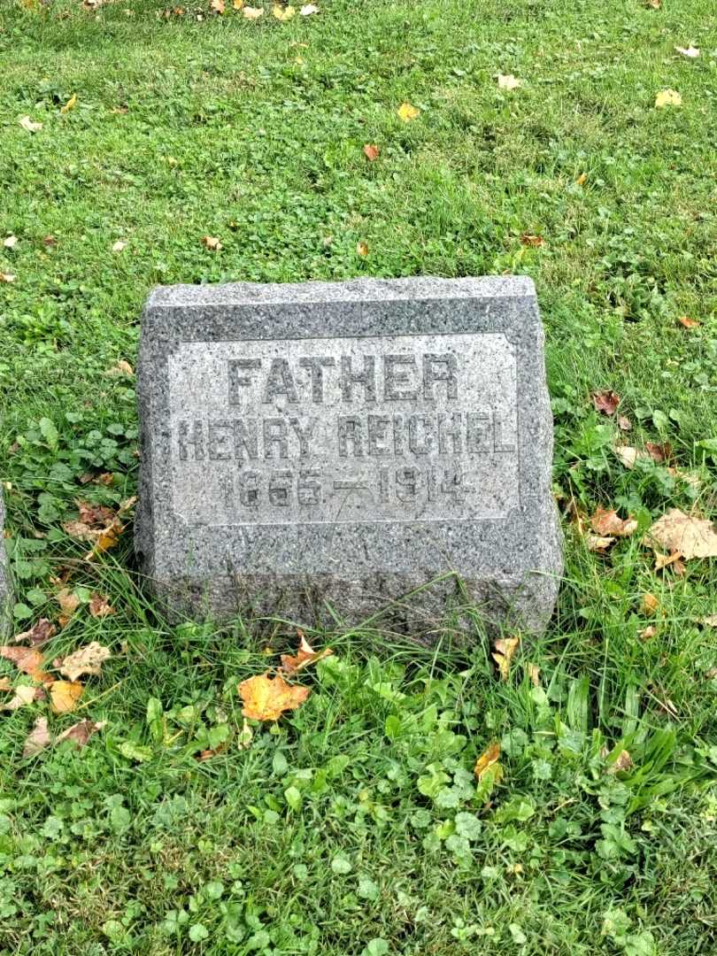 Henry Reichel's grave. Photo 2