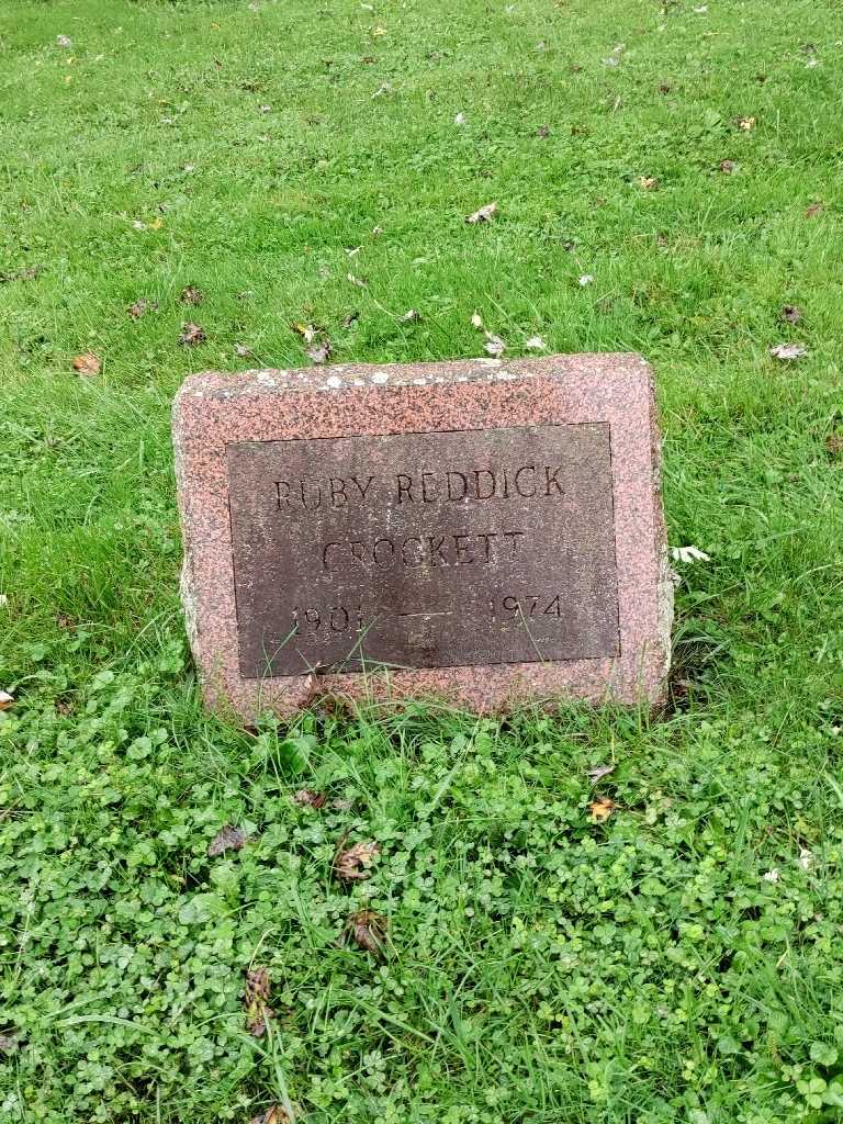 Ruby D. Crockett's grave. Photo 3