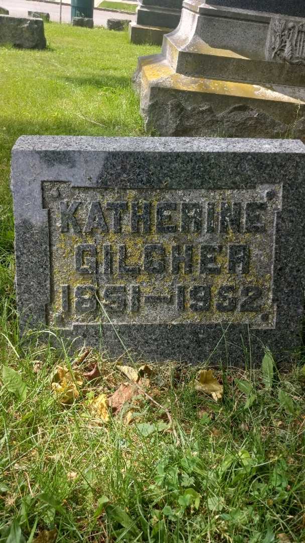 Katherine Gilcher's grave. Photo 4