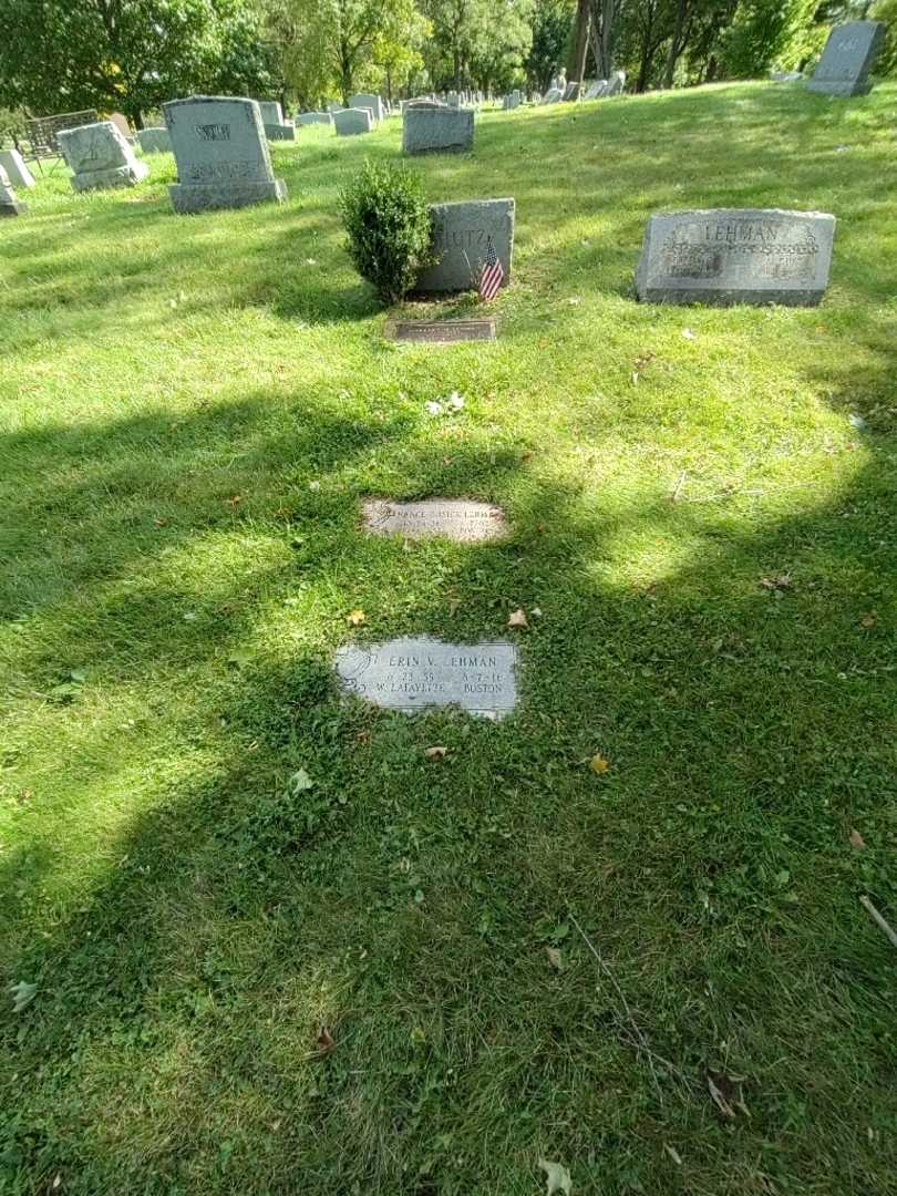 Erin V. Lehman's grave. Photo 1